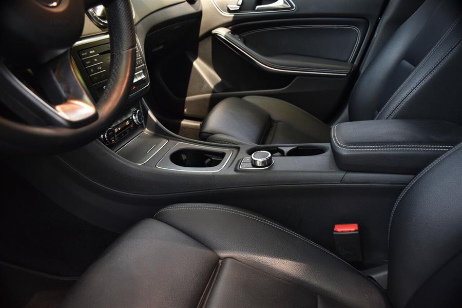 Used Mercedes-benz Cla CLA 250 4MATIC AWD 4dr Coupe 2019 | Camy Cars. Great Neck, New York Used Mercedes-benz Cla CLA 250 4MATIC AWD 4dr Coupe 2019 | Camy Cars. Great Neck, New York