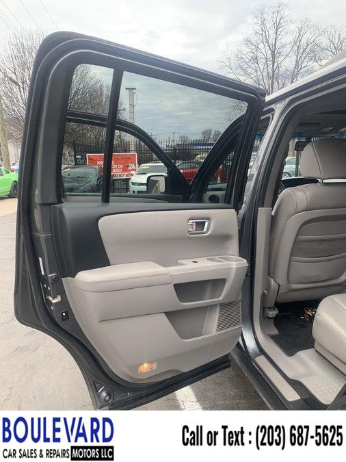Used Honda Pilot EX-L Sport Utility 4D 2011 | Boulevard Motors LLC. New Haven, Connecticut Used Honda Pilot EX-L Sport Utility 4D 2011 | Boulevard Motors LLC. New Haven, Connecticut