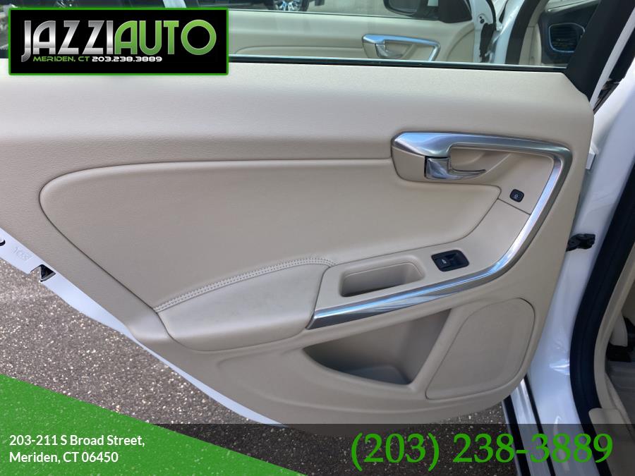 Used Volvo S60 4dr Sdn T5 Premier AWD 2016 | Jazzi Auto Sales LLC. Meriden, Connecticut Used Volvo S60 4dr Sdn T5 Premier AWD 2016 | Jazzi Auto Sales LLC. Meriden, Connecticut