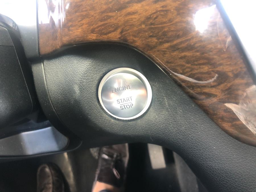 Used Mercedes-Benz M-Class 4MATIC 4dr ML 350 2012 | Signature Auto Sales. Franklin Square, New York Used Mercedes-Benz M-Class 4MATIC 4dr ML 350 2012 | Signature Auto Sales. Franklin Square, New York