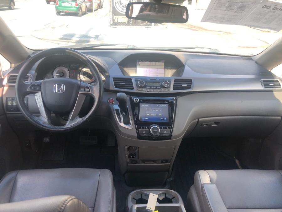 Used Honda Odyssey 5dr EX-L w/Navi 2014 | Signature Auto Sales. Franklin Square, New York Used Honda Odyssey 5dr EX-L w/Navi 2014 | Signature Auto Sales. Franklin Square, New York