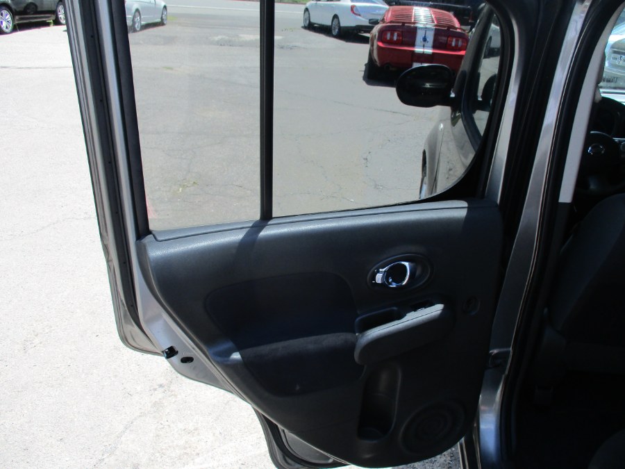 Used Nissan cube 5dr Wgn I4 CVT 1.8 S 2009 | Cos Central Auto. Meriden, Connecticut Used Nissan cube 5dr Wgn I4 CVT 1.8 S 2009 | Cos Central Auto. Meriden, Connecticut