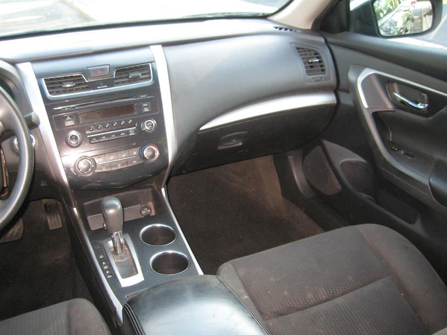 2015 Nissan Altima 2.5 S 4dr Sedan, available for sale in Massapequa, New York | Rite Choice Auto Inc.. Massapequa, New York 2015 Nissan Altima 2.5 S 4dr Sedan, available for sale in Massapequa, New York | Rite Choice Auto Inc.. Massapequa, New York