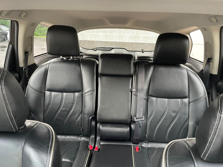 2016 INFINITI QX60 AWD 4dr, available for sale in Manchester, Connecticut | Carsonmain LLC. Manchester, Connecticut 2016 INFINITI QX60 AWD 4dr, available for sale in Manchester, Connecticut | Carsonmain LLC. Manchester, Connecticut