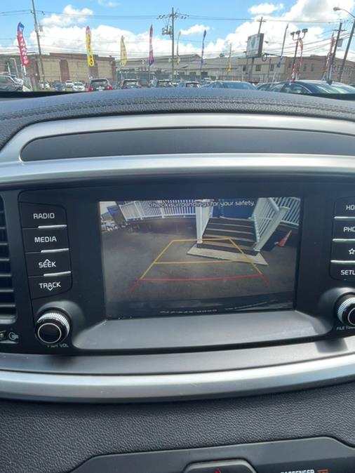 Used Kia Sorento LX V6 FWD 2020 | NJ Used Cars Center. Irvington, New Jersey Used Kia Sorento LX V6 FWD 2020 | NJ Used Cars Center. Irvington, New Jersey