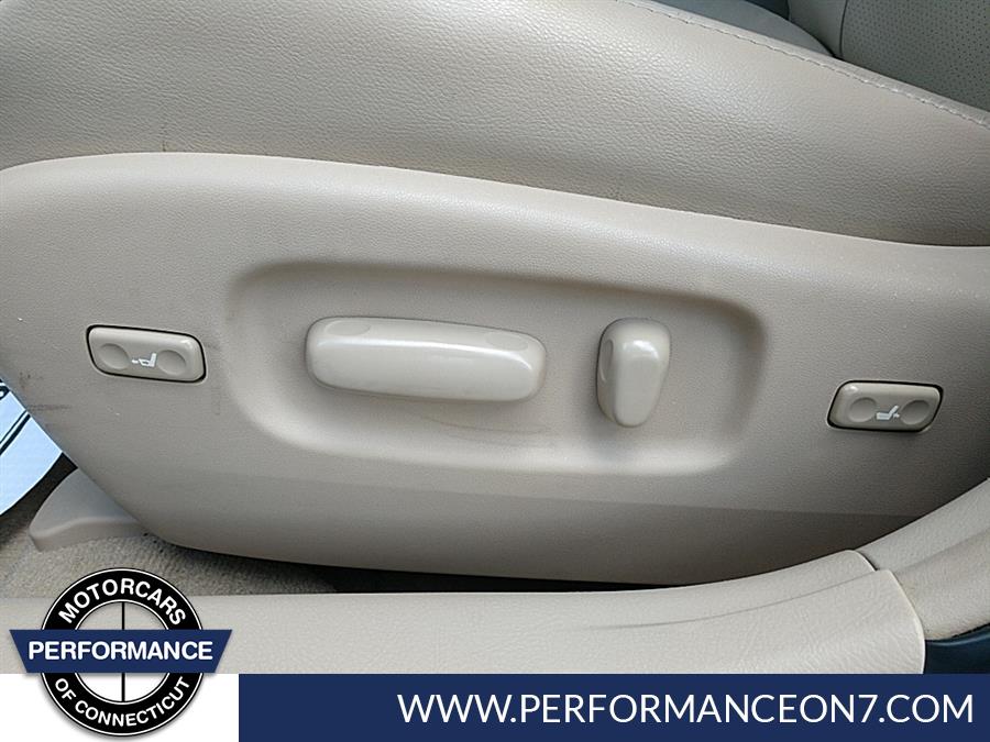 Used Toyota Avalon 4dr Sdn Limited 2009 | Performance Motor Cars Of Connecticut LLC. Wilton, Connecticut Used Toyota Avalon 4dr Sdn Limited 2009 | Performance Motor Cars Of Connecticut LLC. Wilton, Connecticut
