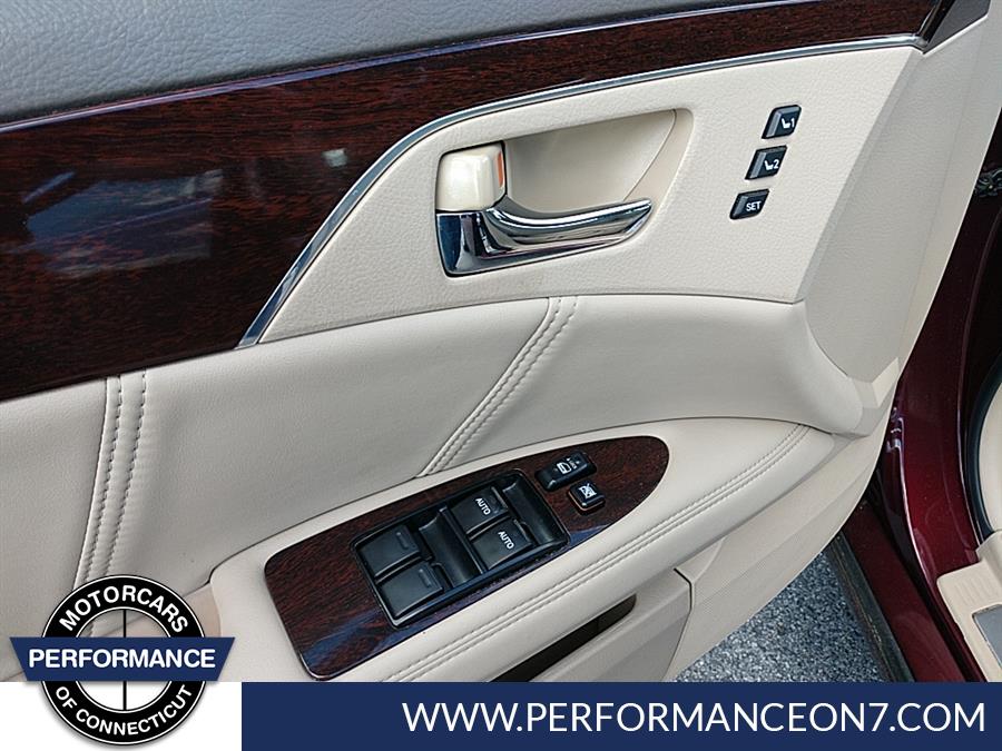 Used Toyota Avalon 4dr Sdn Limited 2009 | Performance Motor Cars Of Connecticut LLC. Wilton, Connecticut Used Toyota Avalon 4dr Sdn Limited 2009 | Performance Motor Cars Of Connecticut LLC. Wilton, Connecticut