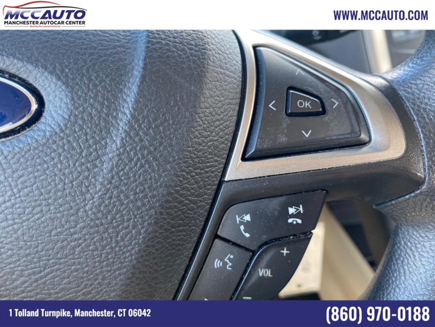 2015 Ford Fusion 4dr Sdn SE FWD, available for sale in Manchester, Connecticut | Manchester Autocar Center. Manchester, Connecticut 2015 Ford Fusion 4dr Sdn SE FWD, available for sale in Manchester, Connecticut | Manchester Autocar Center. Manchester, Connecticut
