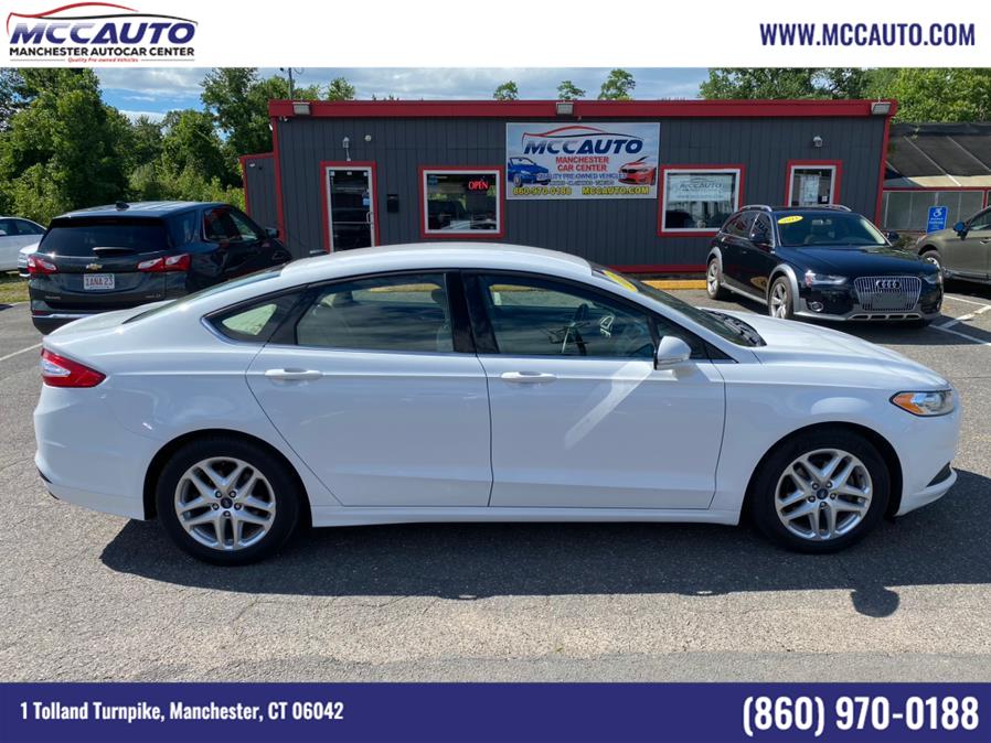 2015 Ford Fusion 4dr Sdn SE FWD, available for sale in Manchester, Connecticut | Manchester Autocar Center. Manchester, Connecticut 2015 Ford Fusion 4dr Sdn SE FWD, available for sale in Manchester, Connecticut | Manchester Autocar Center. Manchester, Connecticut