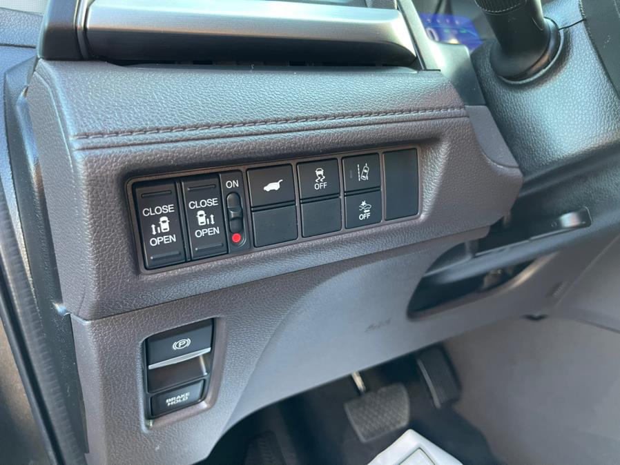 Used Honda Odyssey EX-L w/Navi/RES Auto 2020 | Auto Haus of Irvington Corp. Irvington , New Jersey