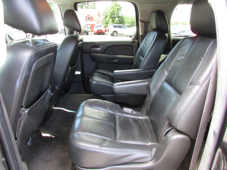 2011 Chevrolet Suburban 4WD 4dr 1500 LT, available for sale in East Windsor, Connecticut | United Auto Sales of E Windsor, Inc. East Windsor, Connecticut 2011 Chevrolet Suburban 4WD 4dr 1500 LT, available for sale in East Windsor, Connecticut | United Auto Sales of E Windsor, Inc. East Windsor, Connecticut