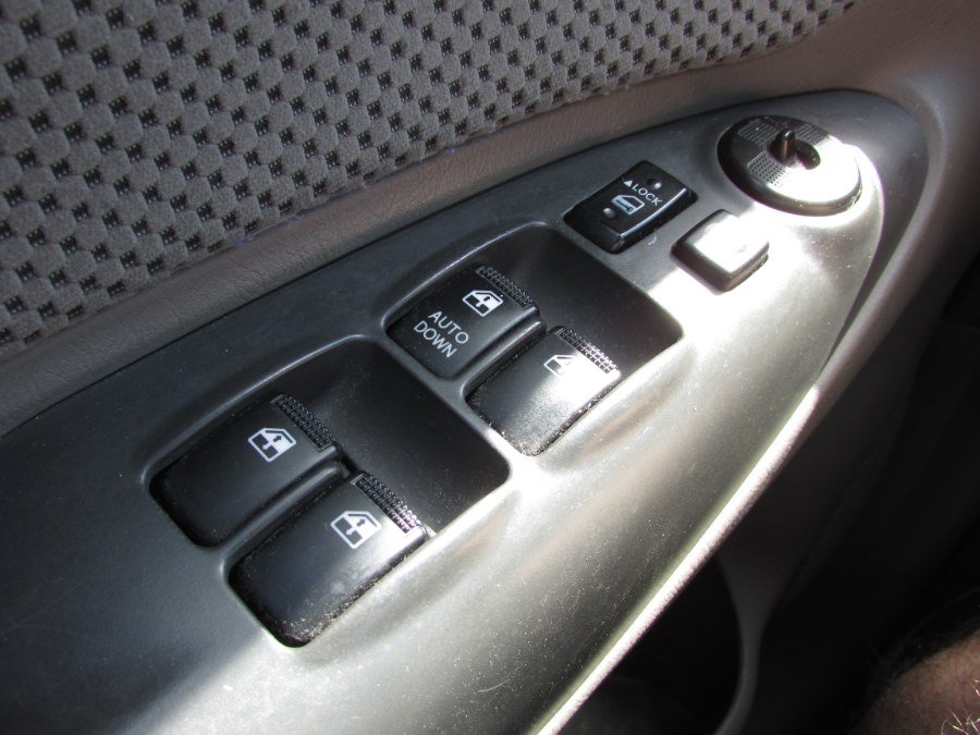 Used Hyundai Tucson 4WD 4dr V6 Auto SE *Ltd Avail* 2008 | United Auto Sales of E Windsor, Inc. East Windsor, Connecticut Used Hyundai Tucson 4WD 4dr V6 Auto SE *Ltd Avail* 2008 | United Auto Sales of E Windsor, Inc. East Windsor, Connecticut