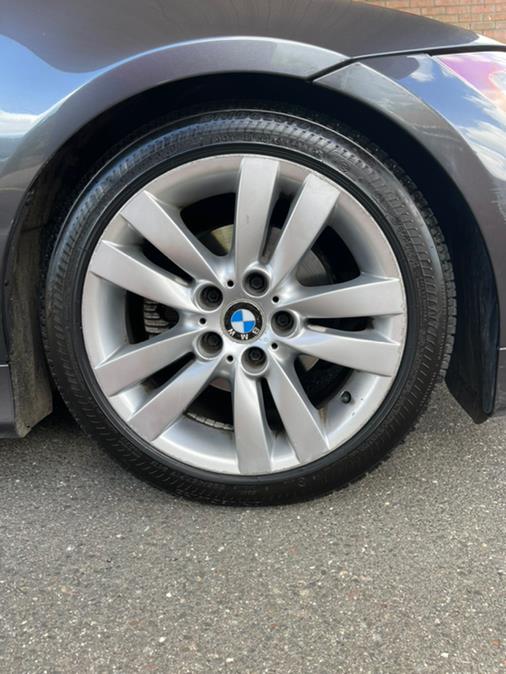 2006 BMW 3 Series 325i 4dr Sdn RWD, available for sale in New Britain, Connecticut | Supreme Automotive. New Britain, Connecticut 2006 BMW 3 Series 325i 4dr Sdn RWD, available for sale in New Britain, Connecticut | Supreme Automotive. New Britain, Connecticut