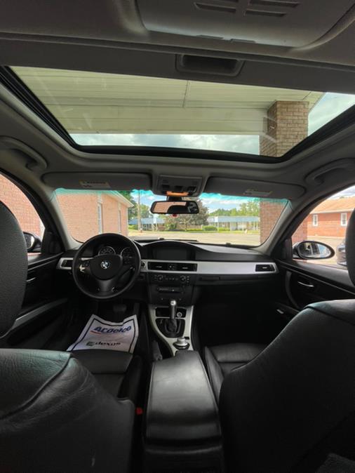 2006 BMW 3 Series 325i 4dr Sdn RWD, available for sale in New Britain, Connecticut | Supreme Automotive. New Britain, Connecticut 2006 BMW 3 Series 325i 4dr Sdn RWD, available for sale in New Britain, Connecticut | Supreme Automotive. New Britain, Connecticut