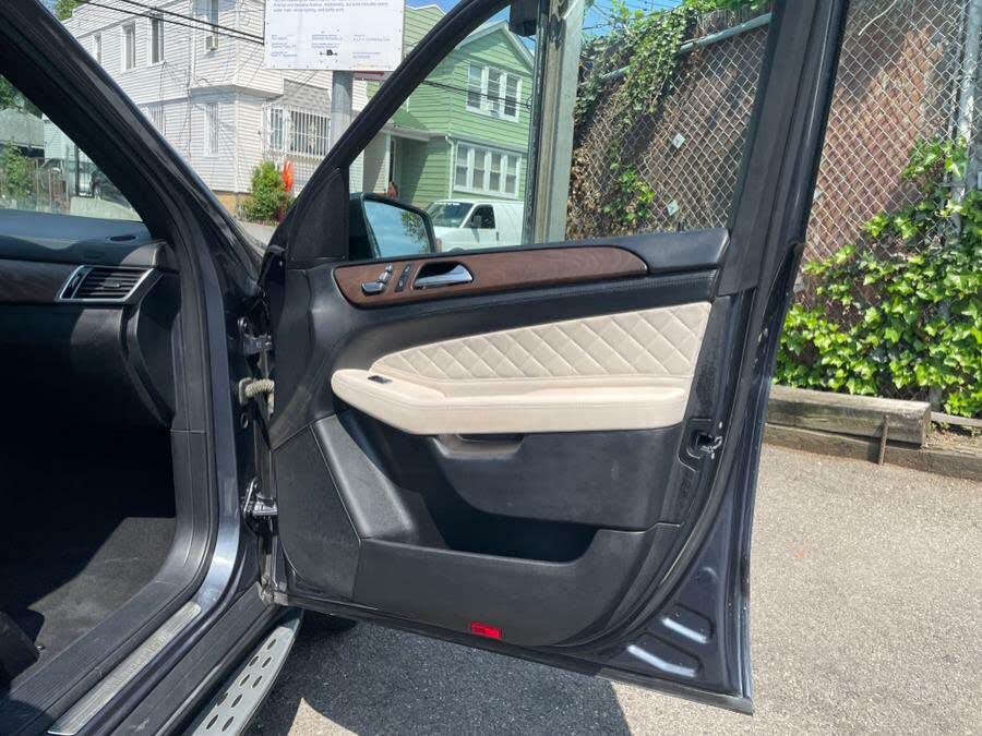 Used Mercedes-Benz GLE RWD 4dr GLE 350 2016 | First World Auto. Jamaica, New York Used Mercedes-Benz GLE RWD 4dr GLE 350 2016 | First World Auto. Jamaica, New York