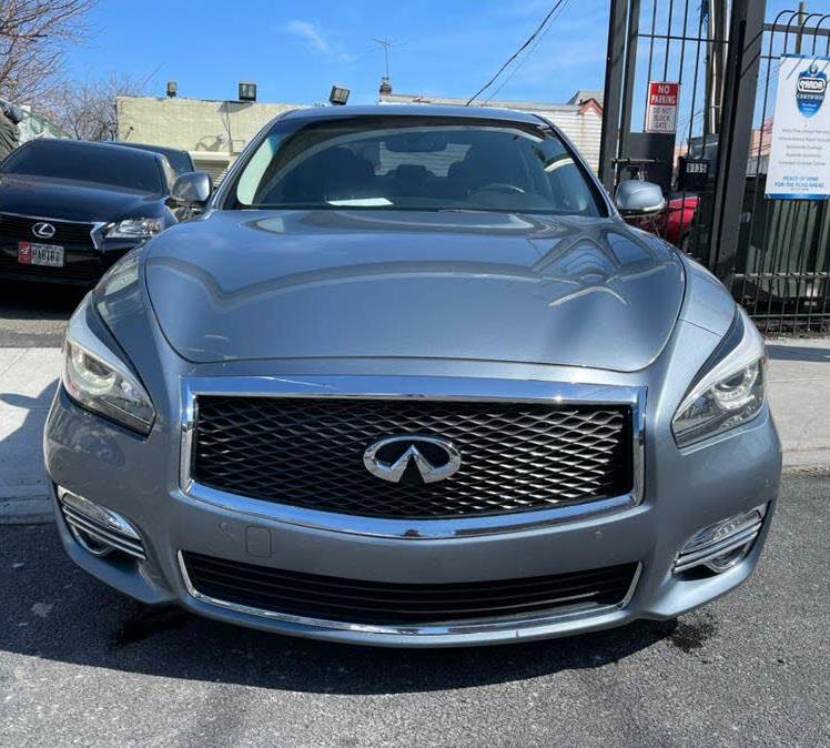 Used INFINITI Q70 3.7 LUXE RWD 2018 | First World Auto. Jamaica, New York Used INFINITI Q70 3.7 LUXE RWD 2018 | First World Auto. Jamaica, New York