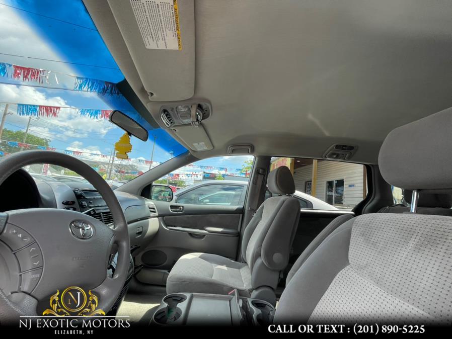 Used Toyota Sienna 5dr 7-Passenger Van CE FWD (Natl) 2007 | NJ Exotic Motors. Elizabeth, New Jersey Used Toyota Sienna 5dr 7-Passenger Van CE FWD (Natl) 2007 | NJ Exotic Motors. Elizabeth, New Jersey