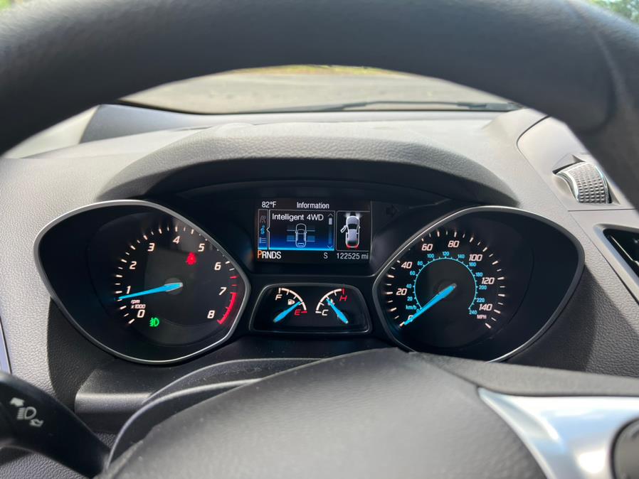 Used Ford Escape 4WD 4dr SE 2013 | Mikes Auto Sales LLC. Garfield, New Jersey Used Ford Escape 4WD 4dr SE 2013 | Mikes Auto Sales LLC. Garfield, New Jersey