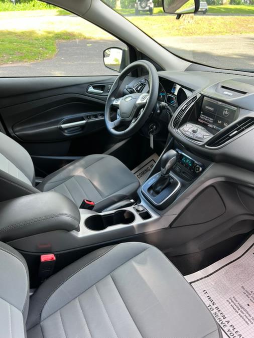 Used Ford Escape 4WD 4dr SE 2013 | Mikes Auto Sales LLC. Garfield, New Jersey Used Ford Escape 4WD 4dr SE 2013 | Mikes Auto Sales LLC. Garfield, New Jersey