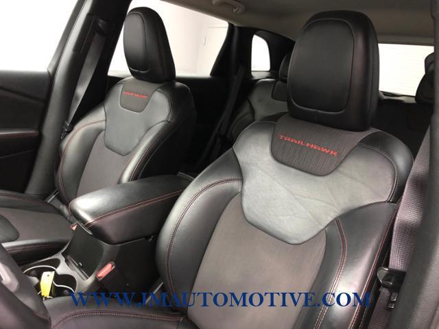 2014 Jeep Cherokee 4WD 4dr Trailhawk, available for sale in Naugatuck, Connecticut | J&M Automotive Sls&Svc LLC. Naugatuck, Connecticut 2014 Jeep Cherokee 4WD 4dr Trailhawk, available for sale in Naugatuck, Connecticut | J&M Automotive Sls&Svc LLC. Naugatuck, Connecticut