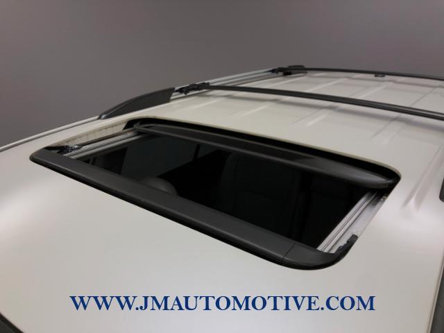Used Toyota Highlander 4WD 4dr V6 Limited 2012 | J&M Automotive Sls&Svc LLC. Naugatuck, Connecticut Used Toyota Highlander 4WD 4dr V6 Limited 2012 | J&M Automotive Sls&Svc LLC. Naugatuck, Connecticut