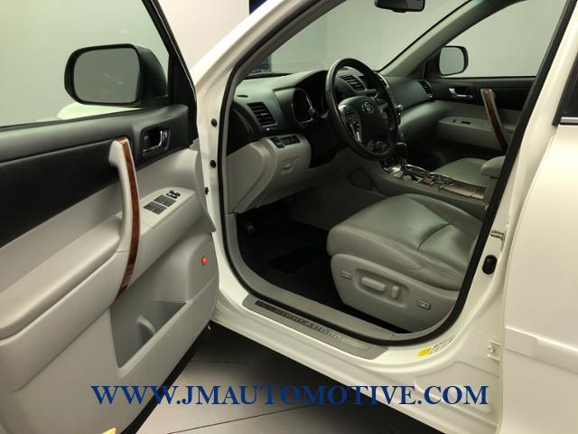 Used Toyota Highlander 4WD 4dr V6 Limited 2012 | J&M Automotive Sls&Svc LLC. Naugatuck, Connecticut Used Toyota Highlander 4WD 4dr V6 Limited 2012 | J&M Automotive Sls&Svc LLC. Naugatuck, Connecticut