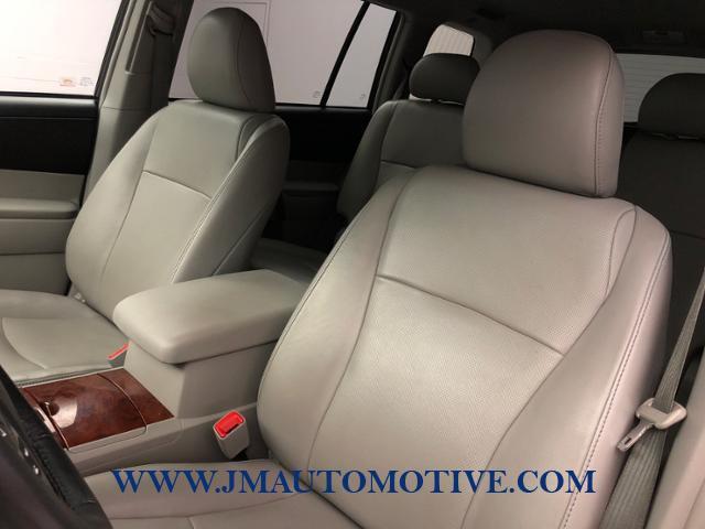 Used Toyota Highlander 4WD 4dr V6 Limited 2012 | J&M Automotive Sls&Svc LLC. Naugatuck, Connecticut Used Toyota Highlander 4WD 4dr V6 Limited 2012 | J&M Automotive Sls&Svc LLC. Naugatuck, Connecticut