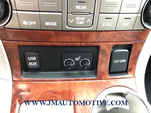 Used Toyota Highlander 4WD 4dr V6 Limited 2012 | J&M Automotive Sls&Svc LLC. Naugatuck, Connecticut Used Toyota Highlander 4WD 4dr V6 Limited 2012 | J&M Automotive Sls&Svc LLC. Naugatuck, Connecticut