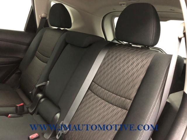 Used Nissan Rogue AWD SV 2017 | J&M Automotive Sls&Svc LLC. Naugatuck, Connecticut Used Nissan Rogue AWD SV 2017 | J&M Automotive Sls&Svc LLC. Naugatuck, Connecticut