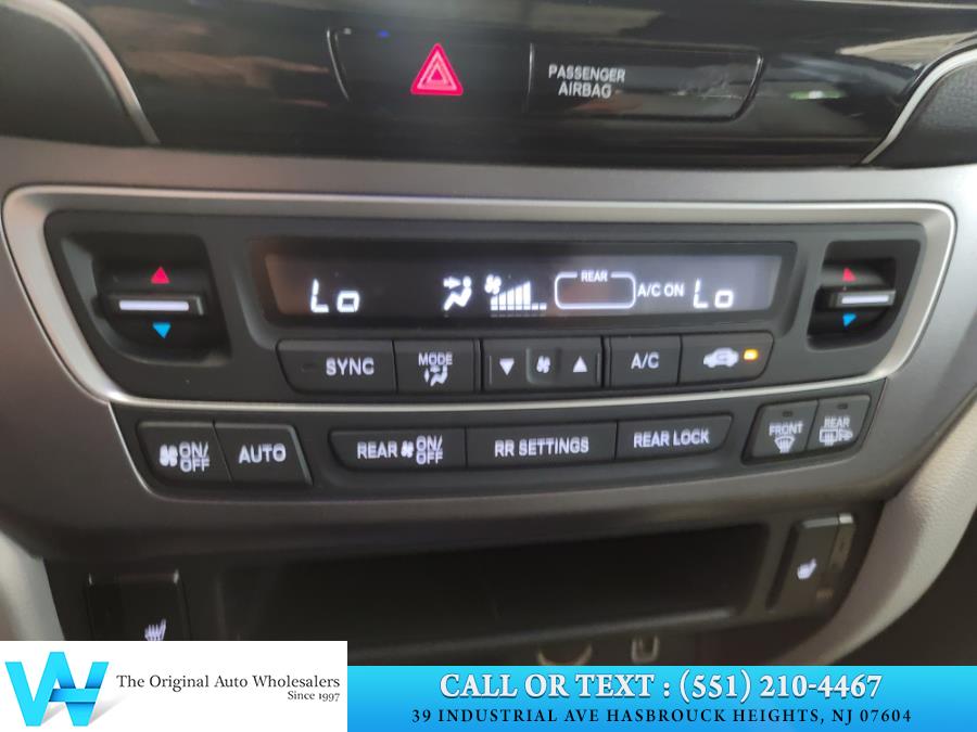 Used Honda Pilot EX-L AWD 2019 | AW Auto & Truck Wholesalers, Inc. Hasbrouck Heights, New Jersey Used Honda Pilot EX-L AWD 2019 | AW Auto & Truck Wholesalers, Inc. Hasbrouck Heights, New Jersey