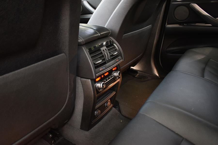 2019 BMW X6 xDrive35i AWD 4dr Sports Activity Coupe, available for sale in Great Neck, New York | Camy Cars. Great Neck, New York 2019 BMW X6 xDrive35i AWD 4dr Sports Activity Coupe, available for sale in Great Neck, New York | Camy Cars. Great Neck, New York