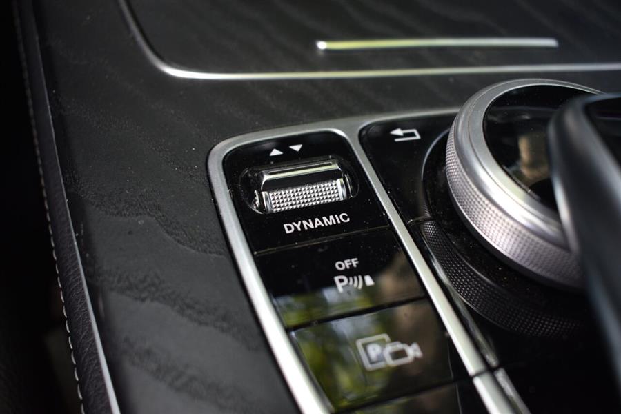 2019 Mercedes-benz E-class E 300 4MATIC AWD 4dr Sedan, available for sale in Great Neck, New York | Camy Cars. Great Neck, New York 2019 Mercedes-benz E-class E 300 4MATIC AWD 4dr Sedan, available for sale in Great Neck, New York | Camy Cars. Great Neck, New York