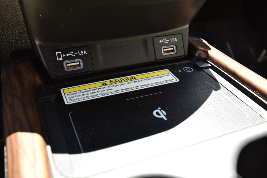 Used Honda CR-V Touring AWD 2020 | Highline Car Connection. Waterbury, Connecticut Used Honda CR-V Touring AWD 2020 | Highline Car Connection. Waterbury, Connecticut