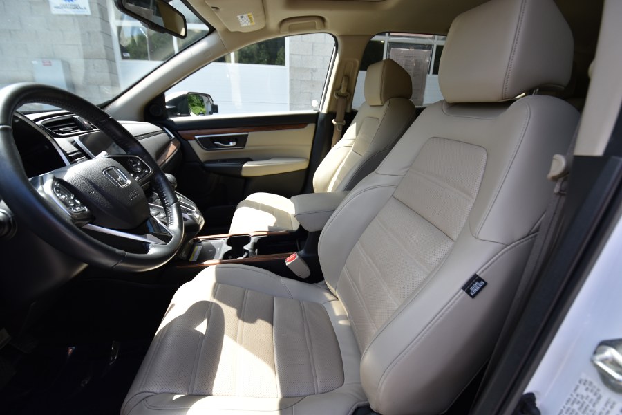Used Honda CR-V Touring AWD 2020 | Highline Car Connection. Waterbury, Connecticut Used Honda CR-V Touring AWD 2020 | Highline Car Connection. Waterbury, Connecticut