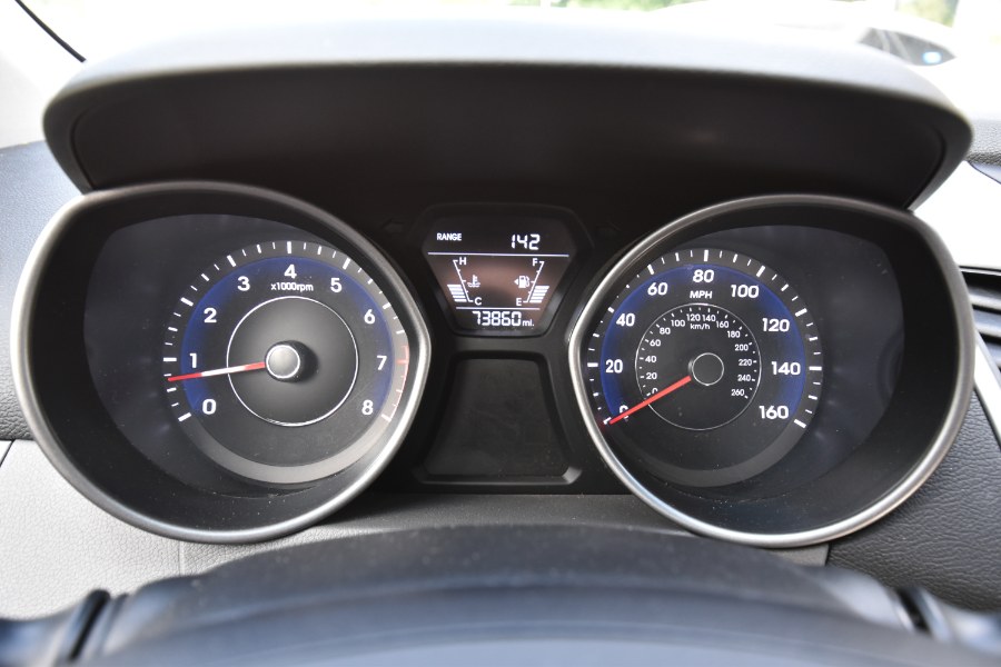 Used Hyundai Elantra 4dr Sdn Auto Value Edition 2016 | Highline Car Connection. Waterbury, Connecticut Used Hyundai Elantra 4dr Sdn Auto Value Edition 2016 | Highline Car Connection. Waterbury, Connecticut