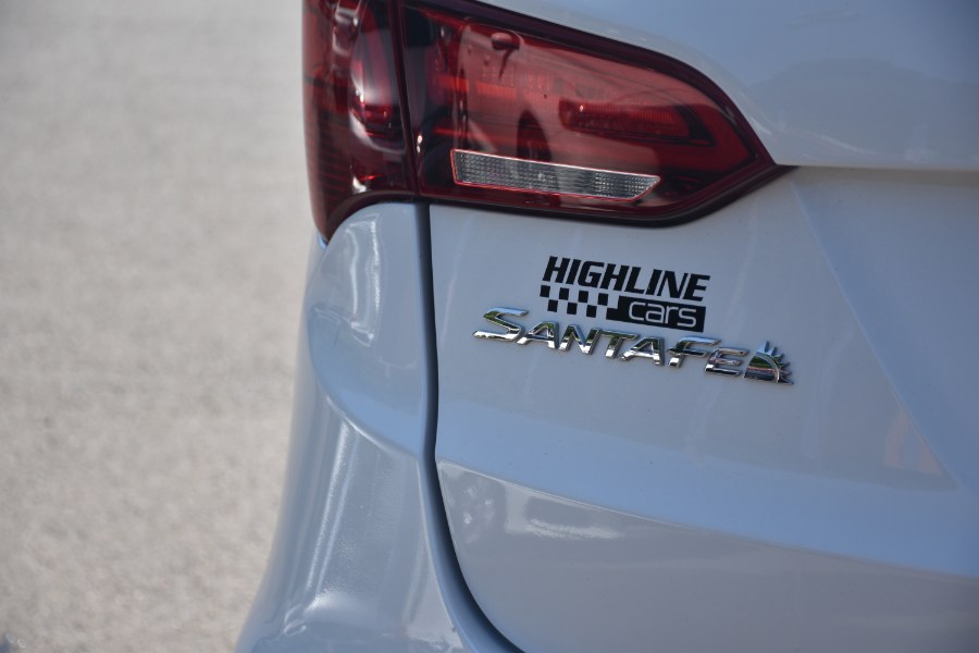 Used Hyundai Santa Fe Sport 2.4L Auto AWD 2017 | Highline Car Connection. Waterbury, Connecticut Used Hyundai Santa Fe Sport 2.4L Auto AWD 2017 | Highline Car Connection. Waterbury, Connecticut