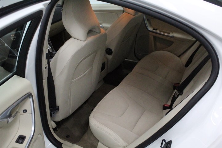 2013 Volvo S60 4dr Sdn T5 FWD, available for sale in Plainville, Connecticut | New England Auto Sales LLC. Plainville, Connecticut 2013 Volvo S60 4dr Sdn T5 FWD, available for sale in Plainville, Connecticut | New England Auto Sales LLC. Plainville, Connecticut