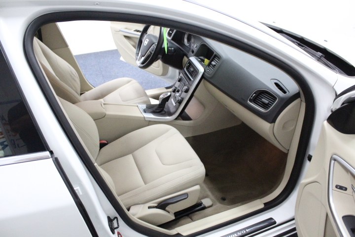 2013 Volvo S60 4dr Sdn T5 FWD, available for sale in Plainville, Connecticut | New England Auto Sales LLC. Plainville, Connecticut 2013 Volvo S60 4dr Sdn T5 FWD, available for sale in Plainville, Connecticut | New England Auto Sales LLC. Plainville, Connecticut