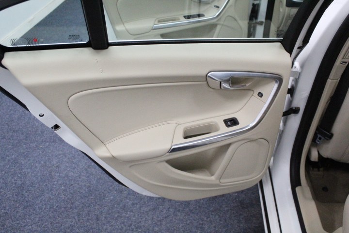 2013 Volvo S60 4dr Sdn T5 FWD, available for sale in Plainville, Connecticut | New England Auto Sales LLC. Plainville, Connecticut 2013 Volvo S60 4dr Sdn T5 FWD, available for sale in Plainville, Connecticut | New England Auto Sales LLC. Plainville, Connecticut