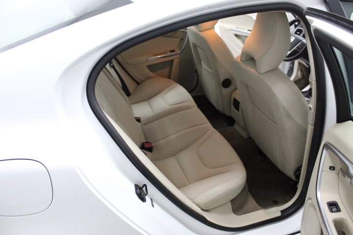 2013 Volvo S60 4dr Sdn T5 FWD, available for sale in Plainville, Connecticut | New England Auto Sales LLC. Plainville, Connecticut 2013 Volvo S60 4dr Sdn T5 FWD, available for sale in Plainville, Connecticut | New England Auto Sales LLC. Plainville, Connecticut