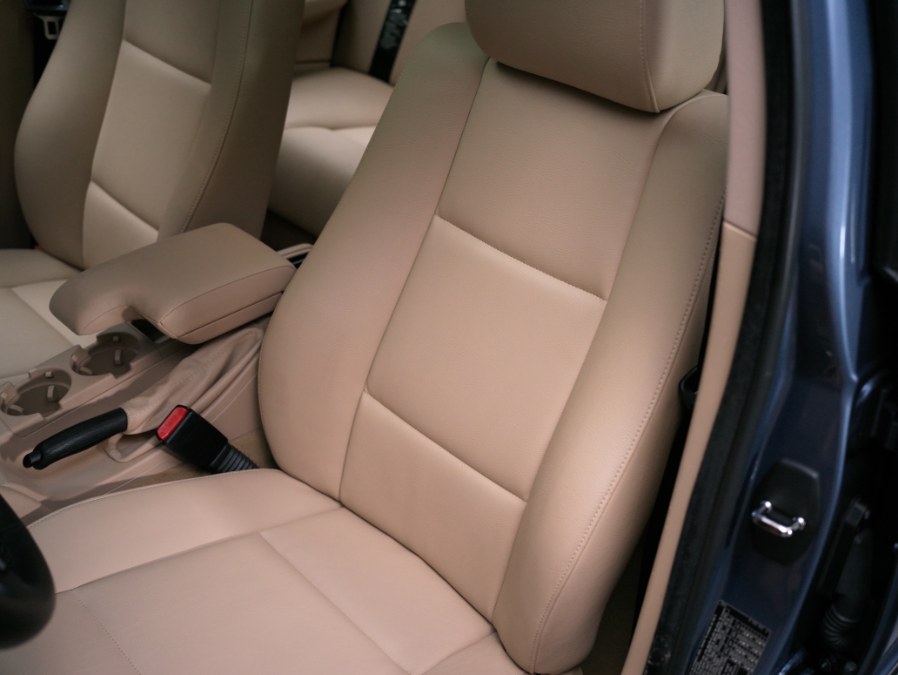 2004 BMW 3 Series 325xi 4dr Sdn AWD, available for sale in North Salem, New York | Meccanic Shop North Inc. North Salem, New York 2004 BMW 3 Series 325xi 4dr Sdn AWD, available for sale in North Salem, New York | Meccanic Shop North Inc. North Salem, New York