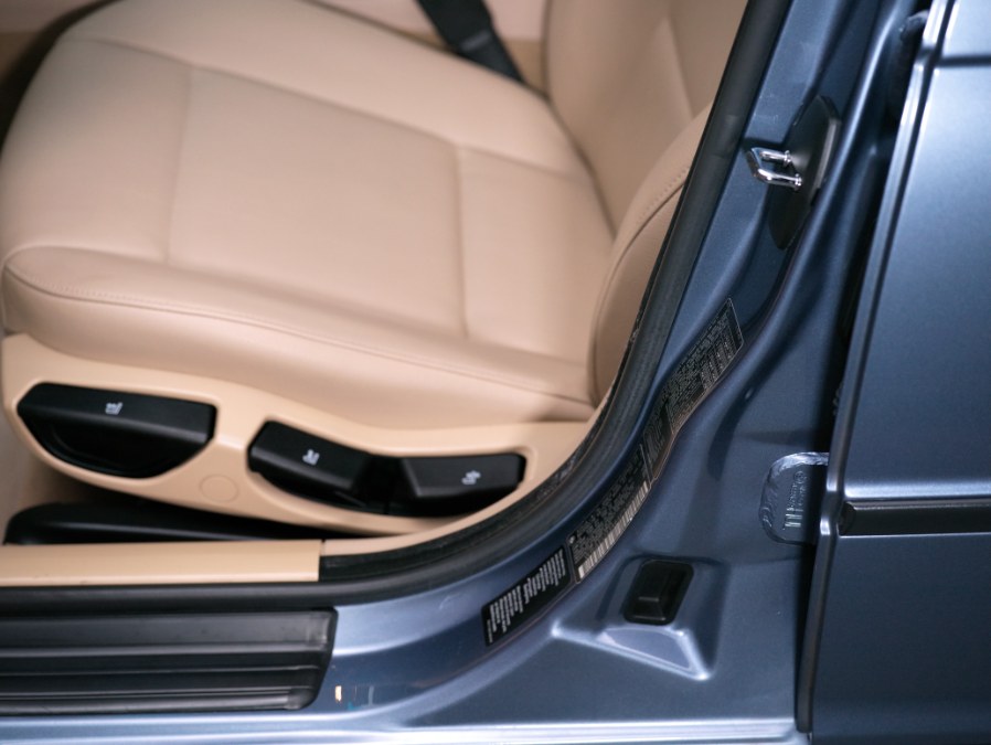 2004 BMW 3 Series 325xi 4dr Sdn AWD, available for sale in North Salem, New York | Meccanic Shop North Inc. North Salem, New York 2004 BMW 3 Series 325xi 4dr Sdn AWD, available for sale in North Salem, New York | Meccanic Shop North Inc. North Salem, New York