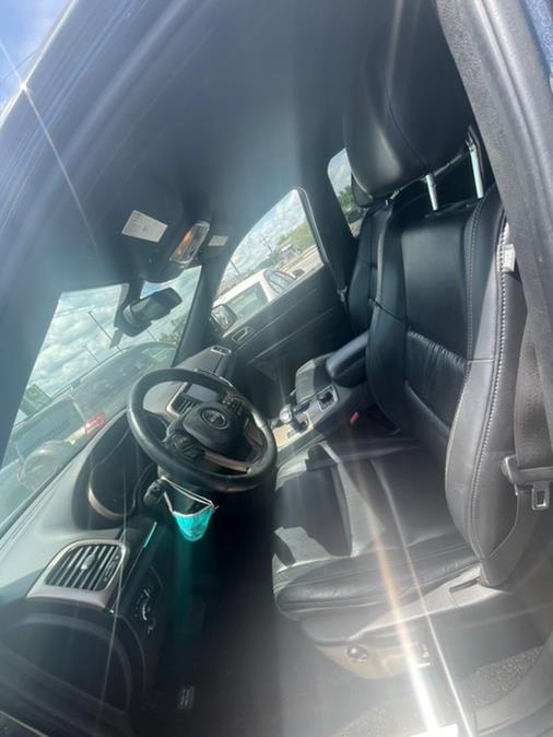 2015 Jeep Grand Cherokee 4WD 4dr Limited, available for sale in Raynham, Massachusetts | J & A Auto Center. Raynham, Massachusetts 2015 Jeep Grand Cherokee 4WD 4dr Limited, available for sale in Raynham, Massachusetts | J & A Auto Center. Raynham, Massachusetts