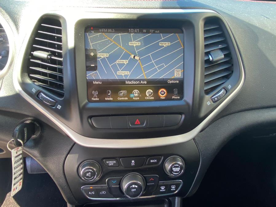 2014 Jeep Cherokee 4WD 4dr Trailhawk, available for sale in Bridgeport, Connecticut | CT Auto. Bridgeport, Connecticut 2014 Jeep Cherokee 4WD 4dr Trailhawk, available for sale in Bridgeport, Connecticut | CT Auto. Bridgeport, Connecticut