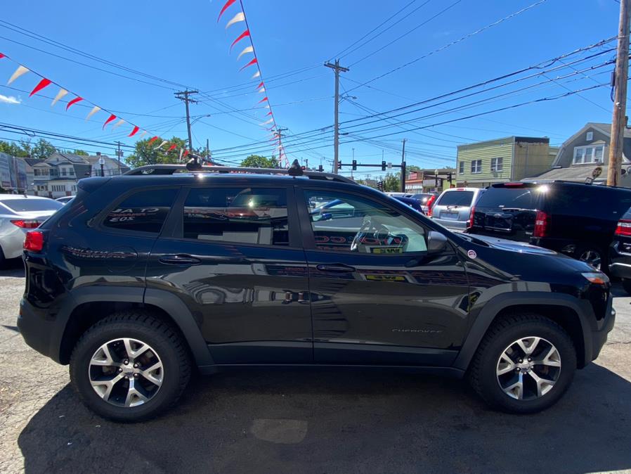 2014 Jeep Cherokee 4WD 4dr Trailhawk, available for sale in Bridgeport, Connecticut | CT Auto. Bridgeport, Connecticut 2014 Jeep Cherokee 4WD 4dr Trailhawk, available for sale in Bridgeport, Connecticut | CT Auto. Bridgeport, Connecticut