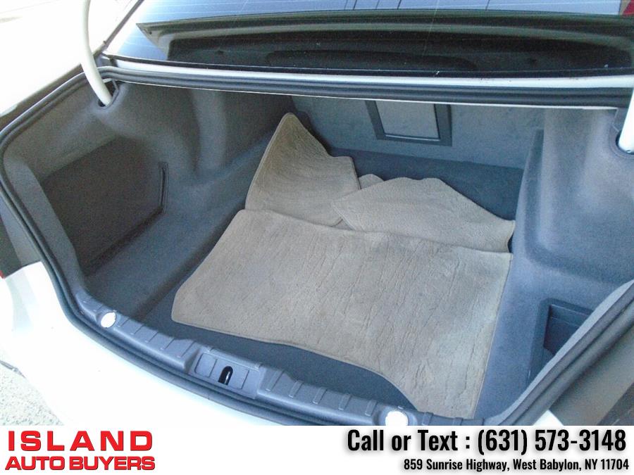Used BMW 7 Series 750Li xDrive AWD 4dr Sedan 2012 | Island Auto Buyers. West Babylon, New York Used BMW 7 Series 750Li xDrive AWD 4dr Sedan 2012 | Island Auto Buyers. West Babylon, New York