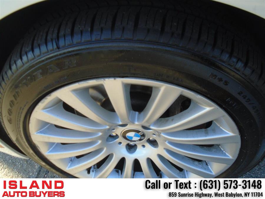 Used BMW 7 Series 750Li xDrive AWD 4dr Sedan 2012 | Island Auto Buyers. West Babylon, New York Used BMW 7 Series 750Li xDrive AWD 4dr Sedan 2012 | Island Auto Buyers. West Babylon, New York