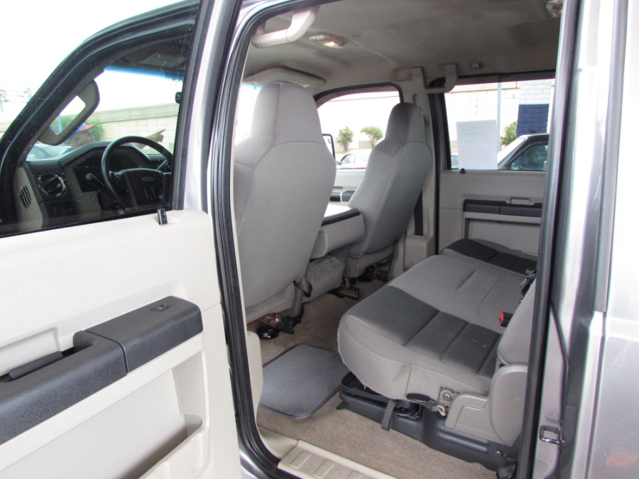 Used Ford Super Duty F-250 SRW 2WD Crew Cab 156" XLT 2010 | VIP Auto Enterprise, Inc. Orlando, Florida Used Ford Super Duty F-250 SRW 2WD Crew Cab 156" XLT 2010 | VIP Auto Enterprise, Inc. Orlando, Florida
