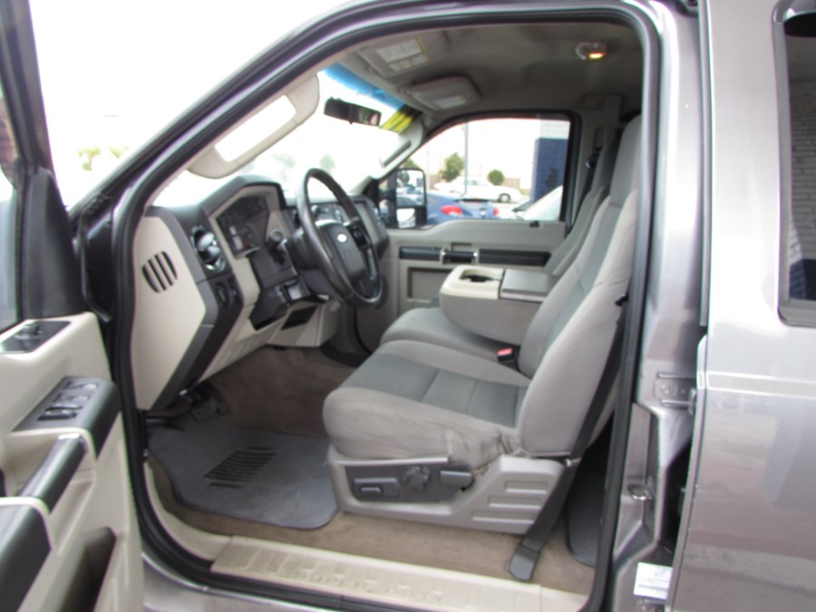 Used Ford Super Duty F-250 SRW 2WD Crew Cab 156" XLT 2010 | VIP Auto Enterprise, Inc. Orlando, Florida Used Ford Super Duty F-250 SRW 2WD Crew Cab 156" XLT 2010 | VIP Auto Enterprise, Inc. Orlando, Florida