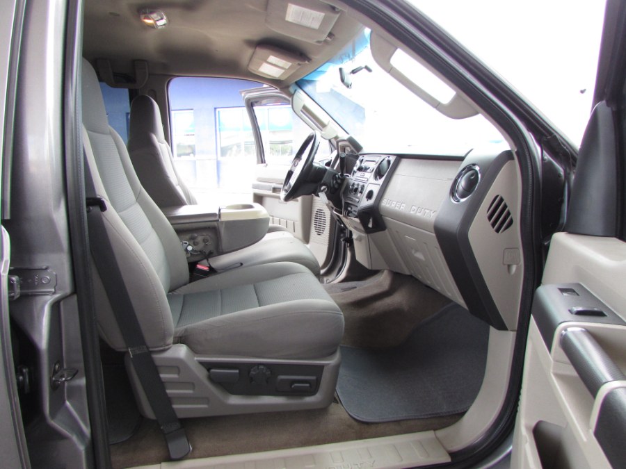 Used Ford Super Duty F-250 SRW 2WD Crew Cab 156" XLT 2010 | VIP Auto Enterprise, Inc. Orlando, Florida Used Ford Super Duty F-250 SRW 2WD Crew Cab 156" XLT 2010 | VIP Auto Enterprise, Inc. Orlando, Florida